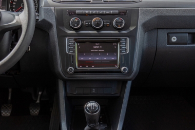 VW Caddy KOMBI 2.0 TDI *+AHK+CLIMATR+NAVI+FLÜGEL!*